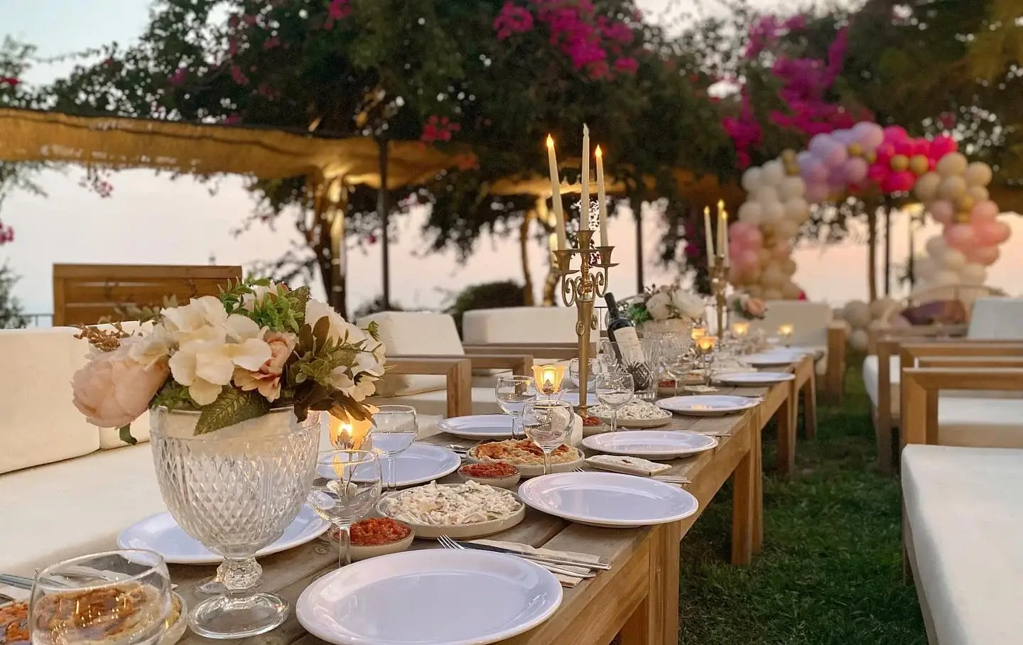 Chalet Lounge - Alanya Garden Wedding
